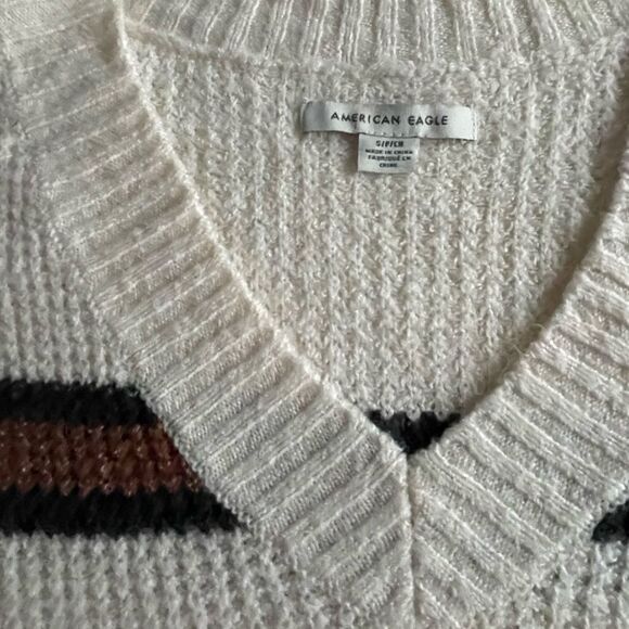 American Eagle Outfitters oversized v-neck striped sweater size Small EUC - Picture 4 of 7